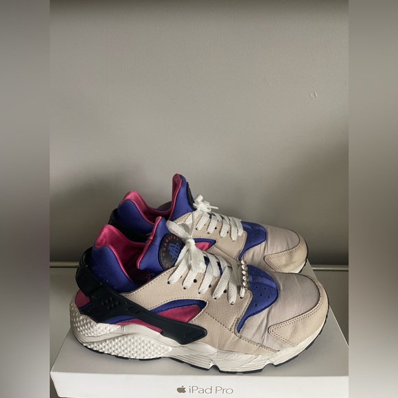Nike Air Huarache - Picture 2 of 14